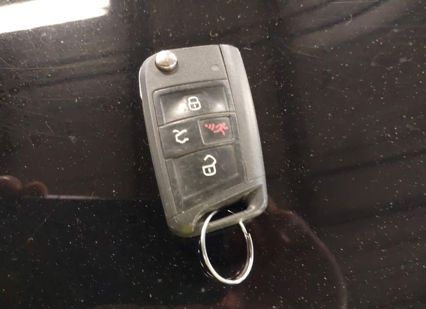 Photo 11 of 2019 Volkswagen Jetta 1.4T R-LINE/1.4T S/1.4T SE (VIN 3VWC57BU5KM071148)