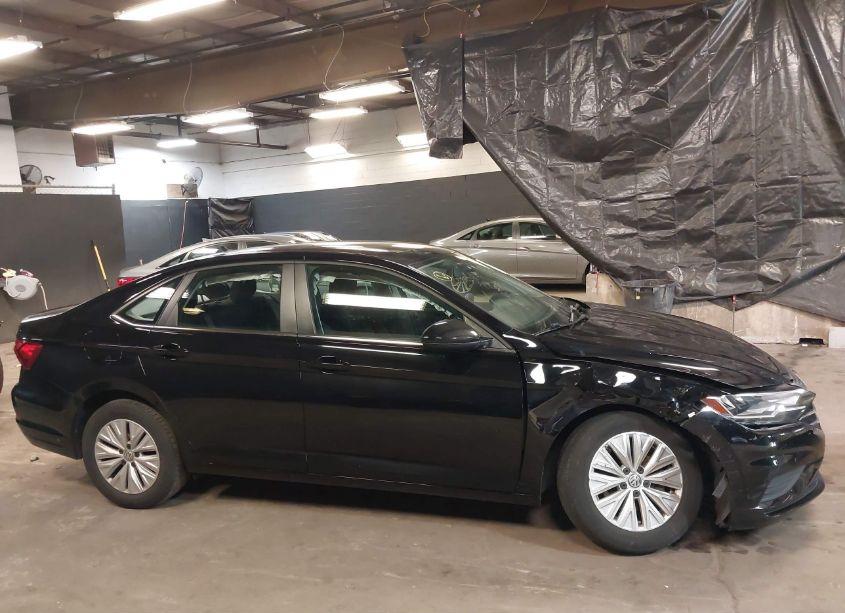 Photo 13 of 2019 Volkswagen Jetta 1.4T R-LINE/1.4T S/1.4T SE (VIN 3VWC57BU5KM071148)