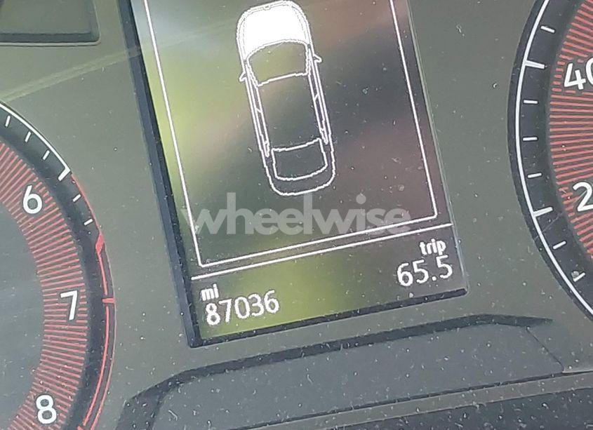 Photo 16 of 2019 Volkswagen Jetta N/A (VIN 3VWC57BU5KM093540)