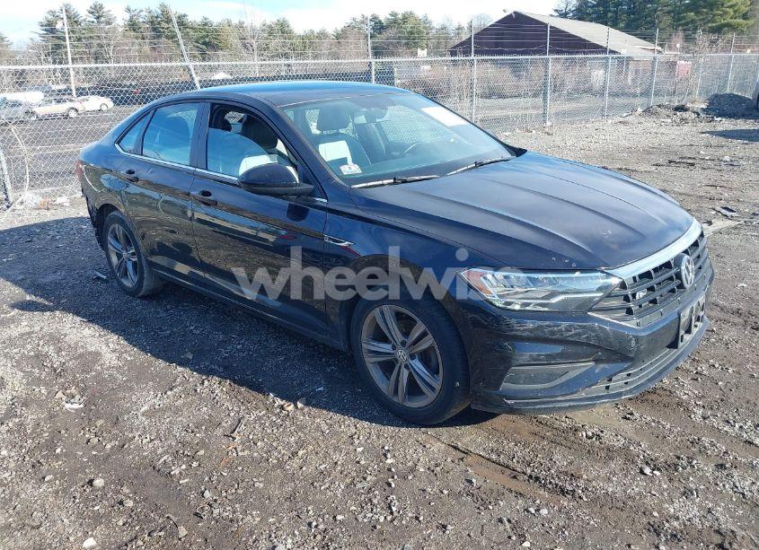 2019 Volkswagen Jetta 1.4T R-LINE/1.4T S/1.4T SE (VIN 3VWC57BU5KM116959) main photo