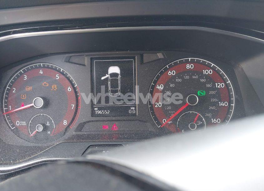 Photo 15 of 2019 Volkswagen Jetta 1.4T R-LINE/1.4T S/1.4T SE (VIN 3VWC57BU5KM127847)