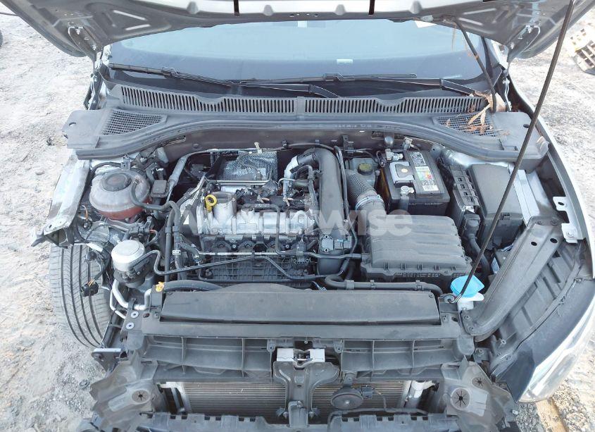 Photo 10 of 2019 Volkswagen Jetta 1.4T R-LINE/1.4T S/1.4T SE (VIN 3VWC57BU5KM184730)