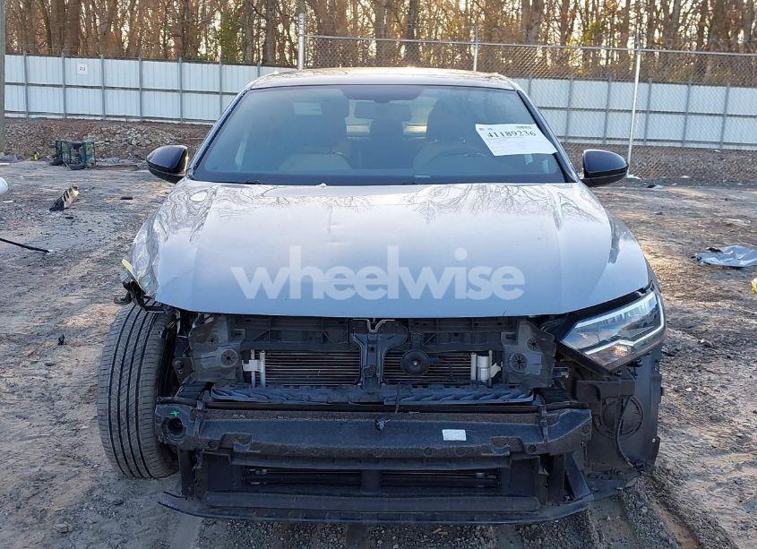 Photo 13 of 2019 Volkswagen Jetta 1.4T R-LINE/1.4T S/1.4T SE (VIN 3VWC57BU5KM184730)