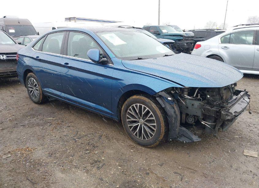 2019 Volkswagen Jetta 1.4T R-LINE/1.4T S/1.4T SE (VIN 3VWC57BU5KM186963) main photo