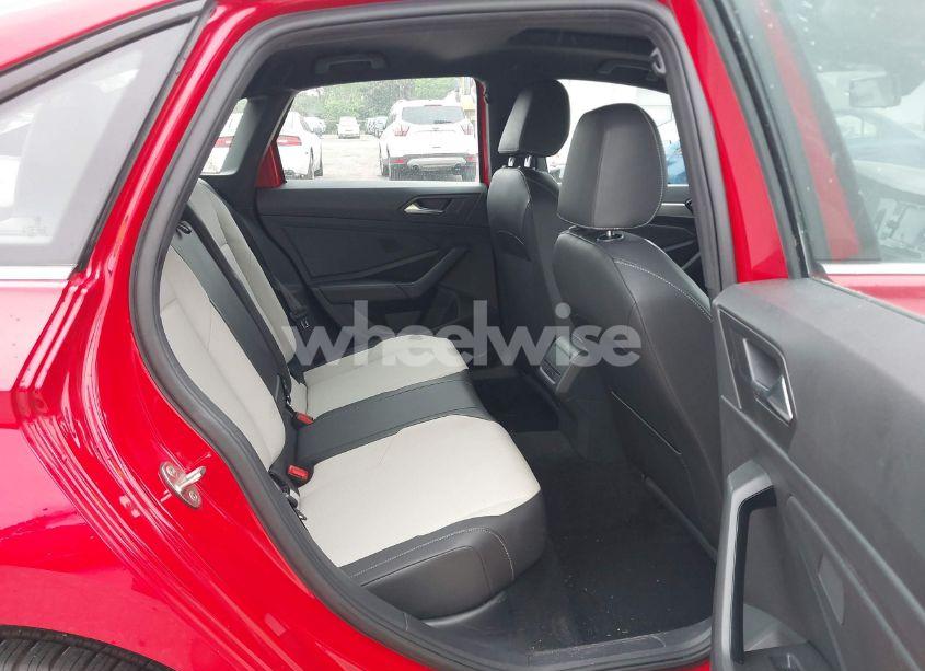 Photo 8 of 2019 Volkswagen Jetta 1.4T R-LINE/1.4T S/1.4T SE (VIN 3VWC57BU5KM206886)