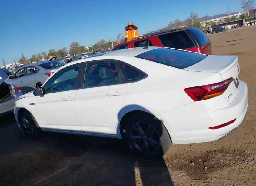 Photo 14 of 2019 Volkswagen Jetta 1.4T R-LINE/1.4T S/1.4T SE (VIN 3VWC57BU5KM223509)