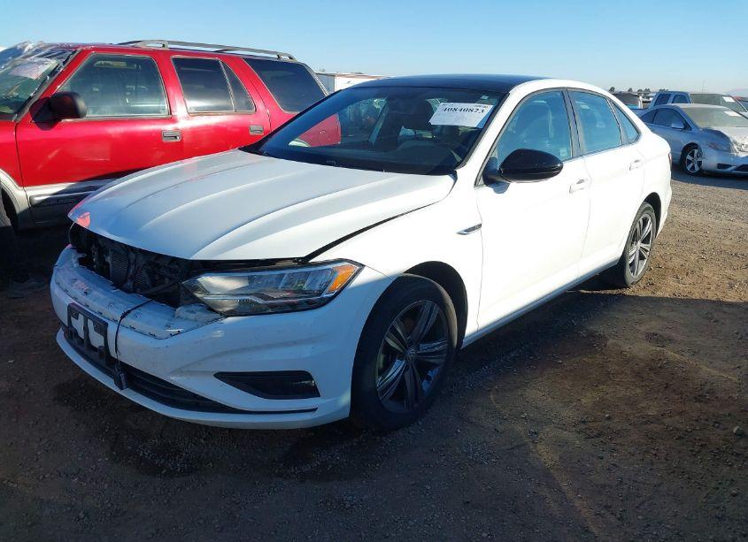 Photo 2 of 2019 Volkswagen Jetta 1.4T R-LINE/1.4T S/1.4T SE (VIN 3VWC57BU5KM223509)