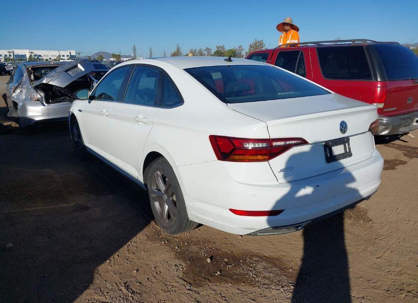 Photo 3 of 2019 Volkswagen Jetta 1.4T R-LINE/1.4T S/1.4T SE (VIN 3VWC57BU5KM223509)