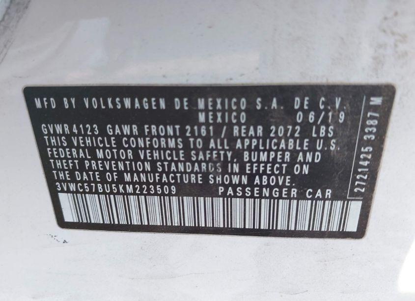 Photo 9 of 2019 Volkswagen Jetta 1.4T R-LINE/1.4T S/1.4T SE (VIN 3VWC57BU5KM223509)