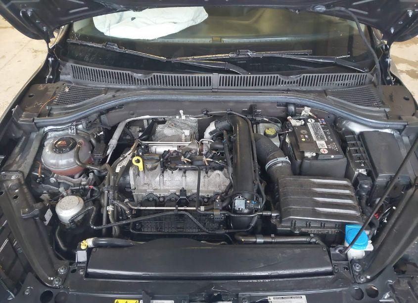 Photo 10 of 2019 Volkswagen Jetta 1.4T R-LINE/1.4T S/1.4T SE (VIN 3VWC57BU5KM226300)