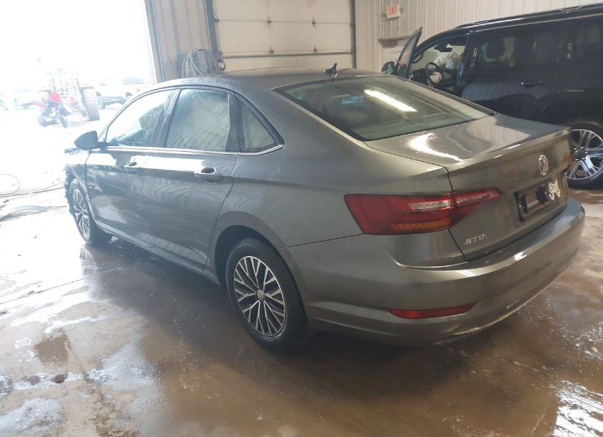 Photo 3 of 2019 Volkswagen Jetta 1.4T R-LINE/1.4T S/1.4T SE (VIN 3VWC57BU5KM226300)