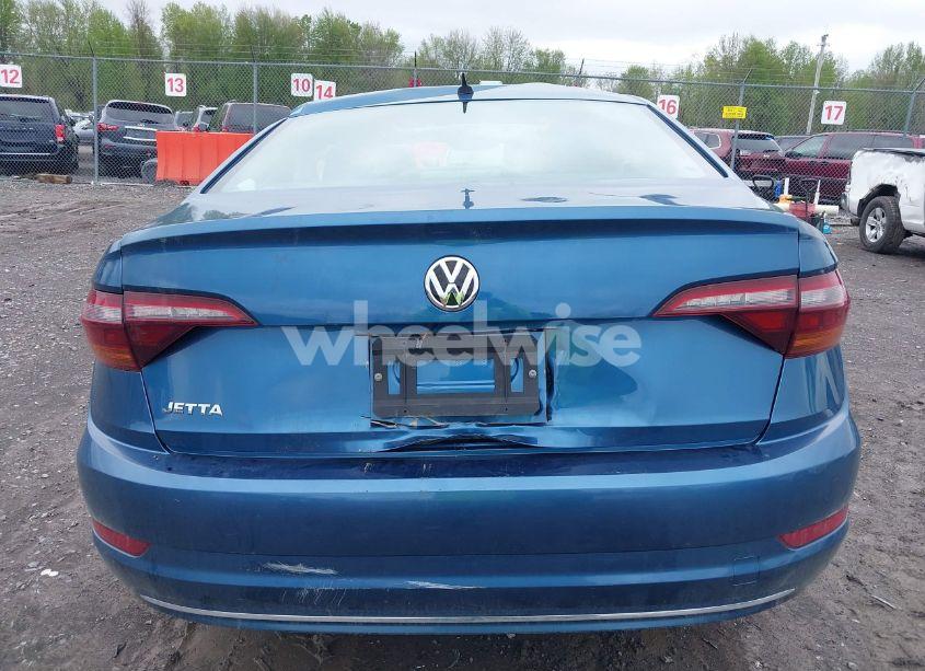 Photo 17 of 2019 Volkswagen Jetta 1.4T R-LINE/1.4T S/1.4T SE (VIN 3VWC57BU5KM227849)