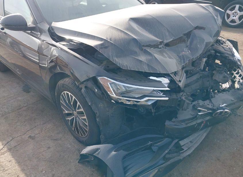 Photo 17 of 2019 Volkswagen Jetta 1.4T R-LINE/1.4T S/1.4T SE (VIN 3VWC57BU5KM237832)