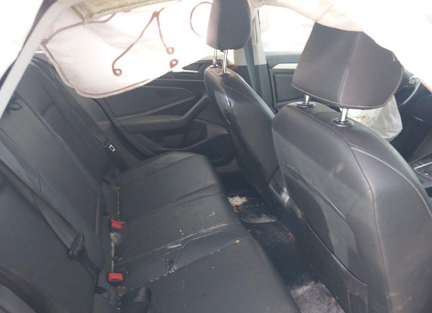 Photo 8 of 2019 Volkswagen Jetta 1.4T R-LINE/1.4T S/1.4T SE (VIN 3VWC57BU5KM237832)