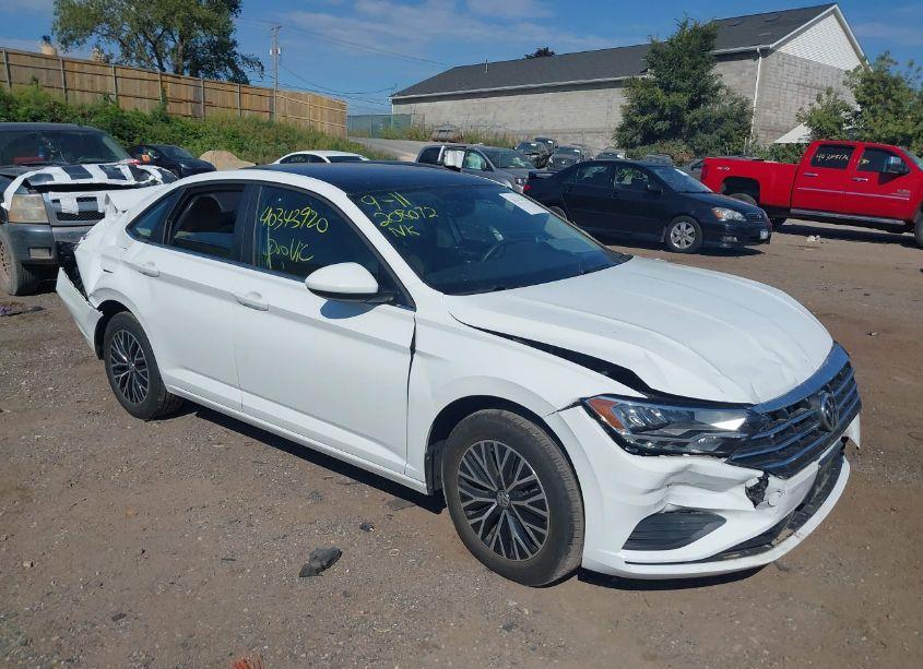 2020 Volkswagen Jetta 1.4T R-LINE/1.4T S/1.4T SE (VIN 3VWC57BU5LM090400) main photo