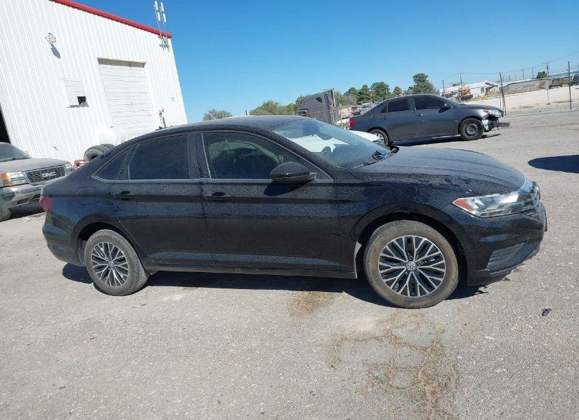 Photo 13 of 2021 Volkswagen Jetta 1.4T R-LINE/1.4T S/1.4T SE (VIN 3VWC57BU5MM006769)