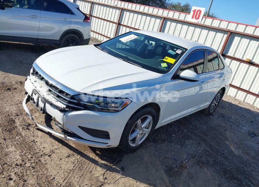 Photo 2 of 2021 Volkswagen Jetta (VIN 3VWC57BU5MM053266)