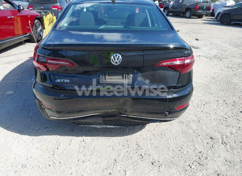 Photo 6 of 2021 Volkswagen Jetta 1.4T R-LINE/1.4T S/1.4T SE (VIN 3VWC57BU5MM058774)