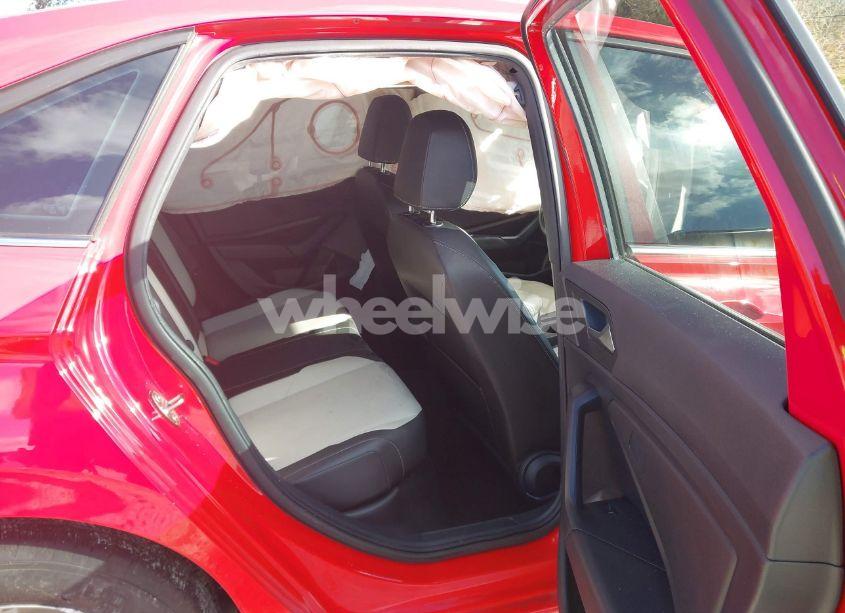 Photo 8 of 2019 Volkswagen Jetta 1.4T R-LINE/1.4T S/1.4T SE (VIN 3VWC57BU6KM058134)