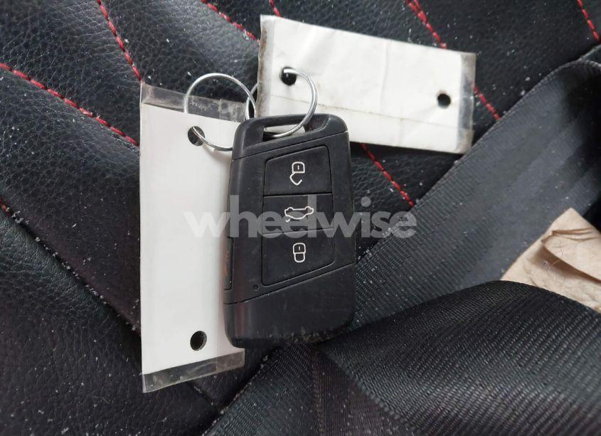 Photo 11 of 2019 Volkswagen Jetta 1.4T R-LINE/1.4T S/1.4T SE (VIN 3VWC57BU6KM074298)