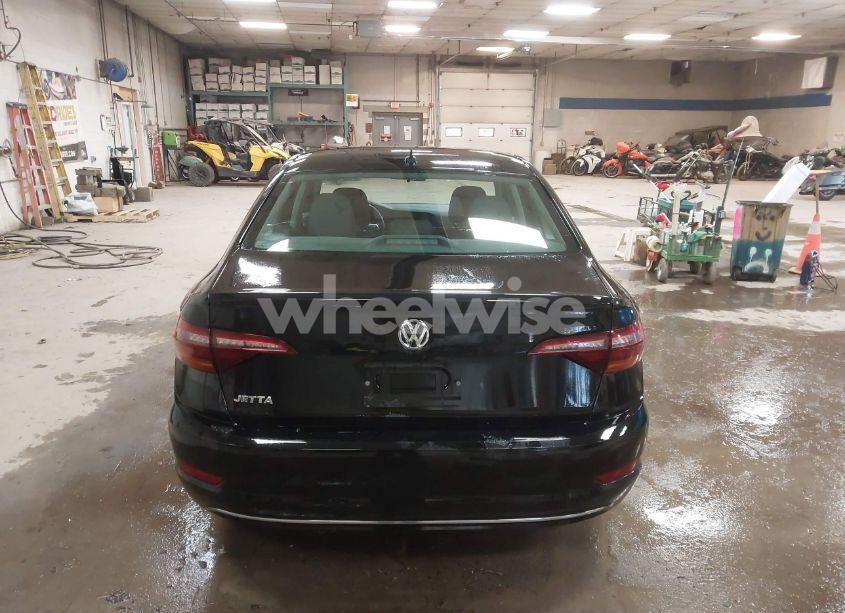 Photo 17 of 2019 Volkswagen Jetta 1.4T R-LINE/1.4T S/1.4T SE (VIN 3VWC57BU6KM079159)