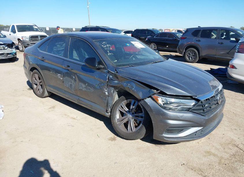 2019 Volkswagen Jetta 1.4T R-LINE/1.4T S/1.4T SE (VIN 3VWC57BU6KM111219) main photo