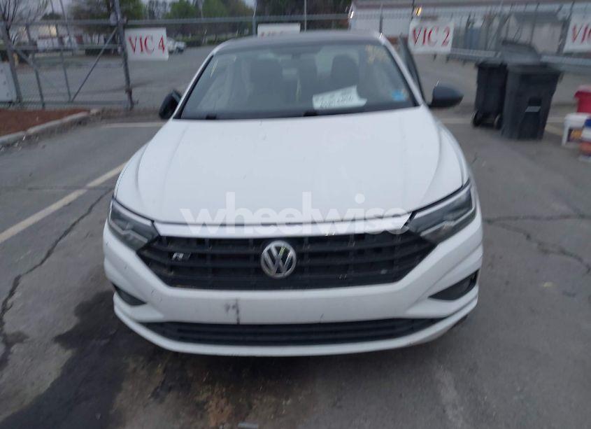 Photo 12 of 2019 Volkswagen Jetta 1.4T R-LINE/1.4T S/1.4T SE (VIN 3VWC57BU6KM162459)