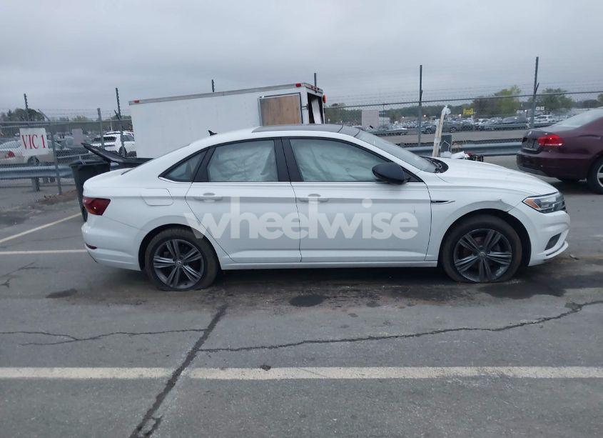 Photo 13 of 2019 Volkswagen Jetta 1.4T R-LINE/1.4T S/1.4T SE (VIN 3VWC57BU6KM162459)