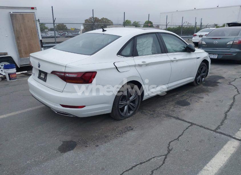 Photo 4 of 2019 Volkswagen Jetta 1.4T R-LINE/1.4T S/1.4T SE (VIN 3VWC57BU6KM162459)