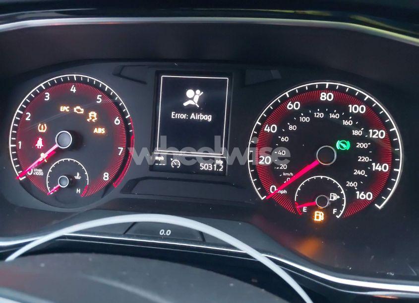 Photo 7 of 2019 Volkswagen Jetta 1.4T R-LINE/1.4T S/1.4T SE (VIN 3VWC57BU6KM162459)