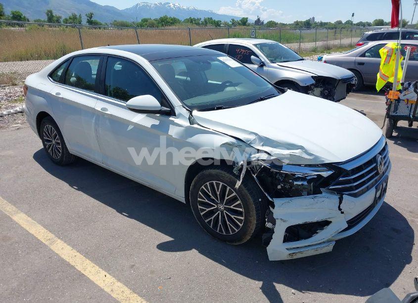 2019 Volkswagen Jetta 1.4T R-LINE/1.4T S/1.4T SE (VIN 3VWC57BU6KM164356) main photo