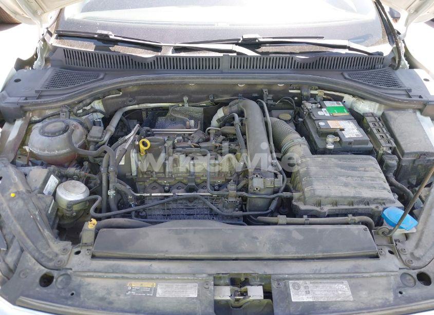 Photo 10 of 2019 Volkswagen Jetta 1.4T R-LINE/1.4T S/1.4T SE (VIN 3VWC57BU6KM164356)