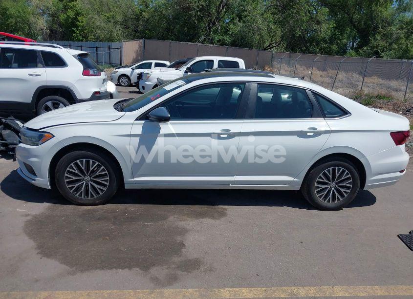 Photo 14 of 2019 Volkswagen Jetta 1.4T R-LINE/1.4T S/1.4T SE (VIN 3VWC57BU6KM164356)