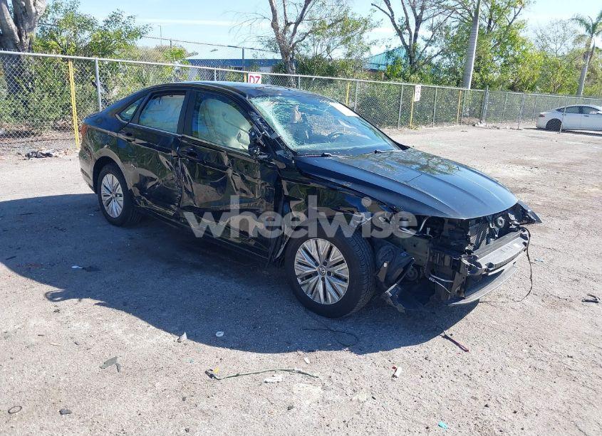 2019 Volkswagen Jetta 1.4T R-LINE/1.4T S/1.4T SE (VIN 3VWC57BU6KM165412) main photo