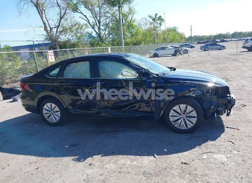 Photo 14 of 2019 Volkswagen Jetta 1.4T R-LINE/1.4T S/1.4T SE (VIN 3VWC57BU6KM165412)