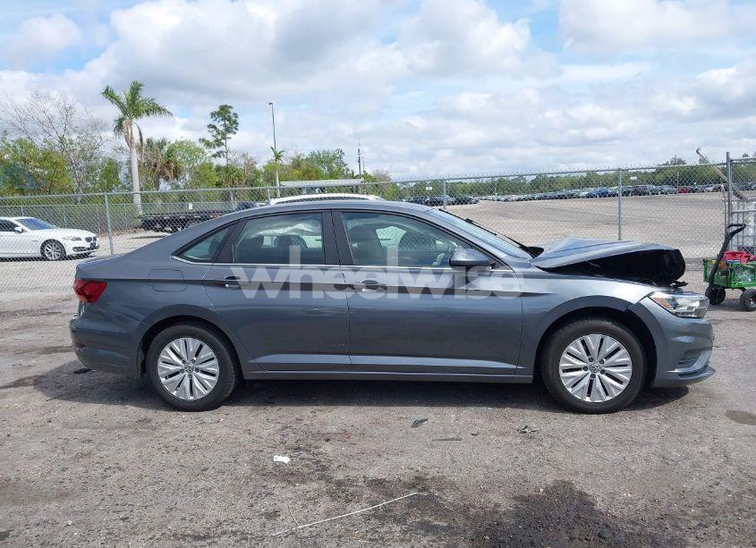 Photo 14 of 2019 Volkswagen Jetta 1.4T R-LINE/1.4T S/1.4T SE (VIN 3VWC57BU6KM179682)