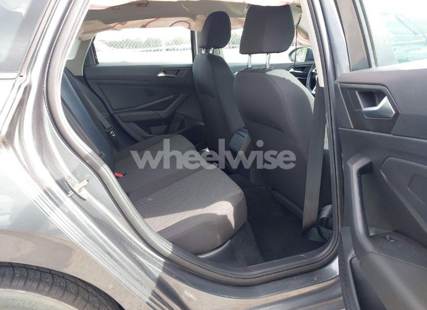 Photo 8 of 2019 Volkswagen Jetta 1.4T R-LINE/1.4T S/1.4T SE (VIN 3VWC57BU6KM179682)