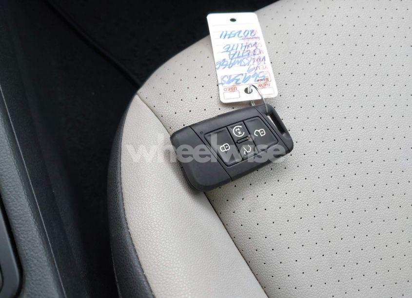 Photo 11 of 2019 Volkswagen Jetta 1.4T R-LINE/1.4T S/1.4T SE (VIN 3VWC57BU6KM202541)