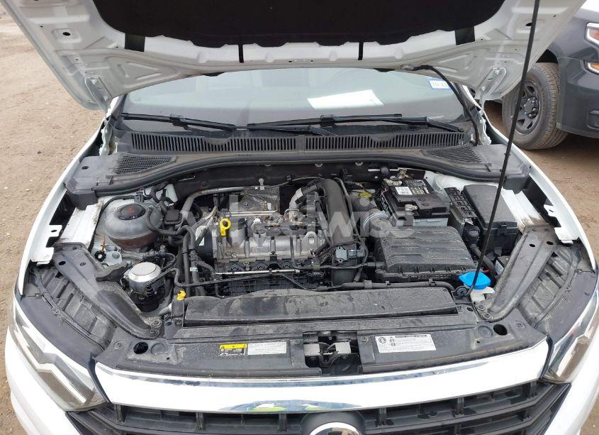 Photo 6 of 2019 Volkswagen Jetta 1.4T R-LINE/1.4T S/1.4T SE (VIN 3VWC57BU6KM202541)