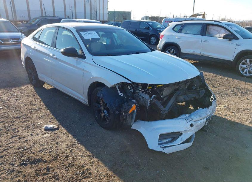 2019 Volkswagen Jetta 1.4T R-LINE/1.4T S/1.4T SE (VIN 3VWC57BU6KM242196) main photo