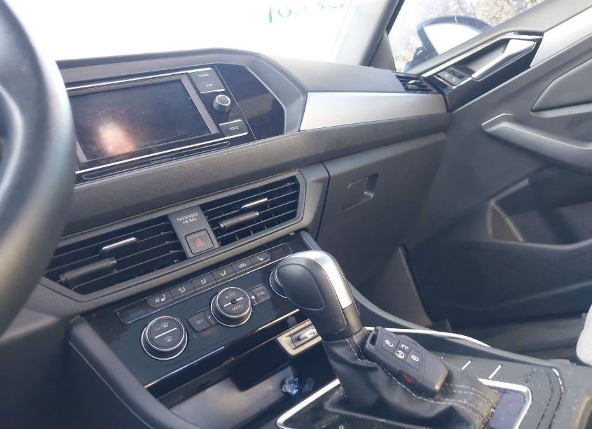 Photo 11 of 2021 Volkswagen Jetta 1.4T R-LINE/1.4T S/1.4T SE (VIN 3VWC57BU6MM004545)