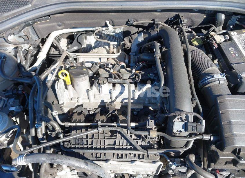 Photo 10 of 2019 Volkswagen Jetta 1.4T R-LINE/1.4T S/1.4T SE (VIN 3VWC57BU7KM061012)