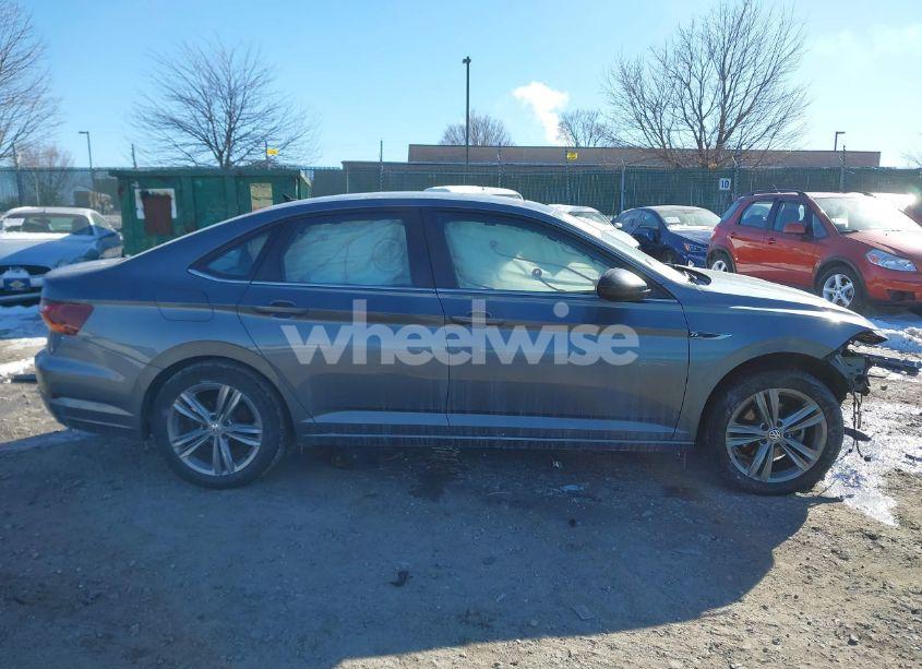 Photo 12 of 2019 Volkswagen Jetta 1.4T R-LINE/1.4T S/1.4T SE (VIN 3VWC57BU7KM061012)