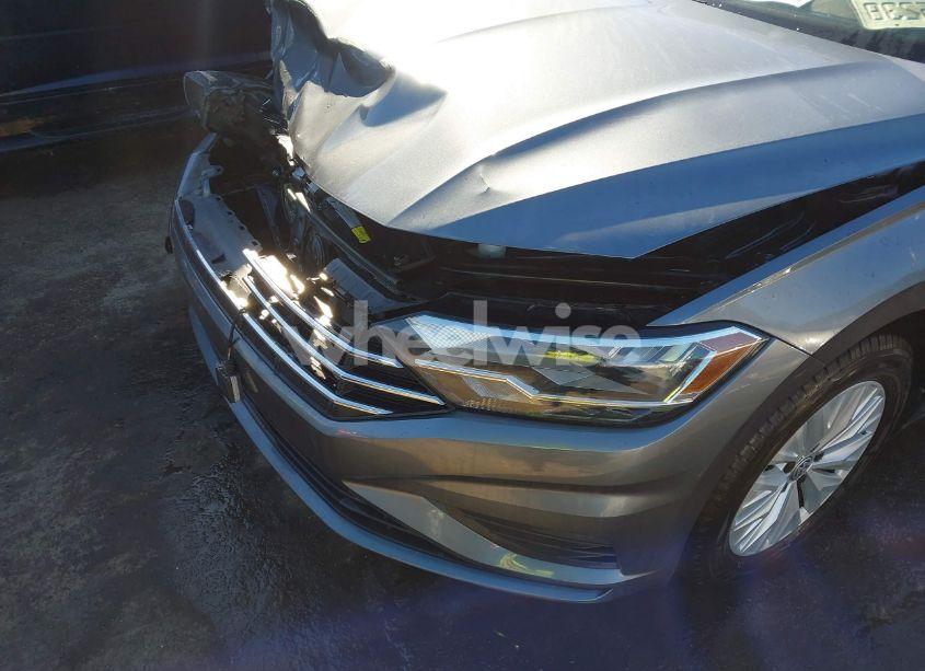 Photo 17 of 2019 Volkswagen Jetta 1.4T R-LINE/1.4T S/1.4T SE (VIN 3VWC57BU7KM061592)