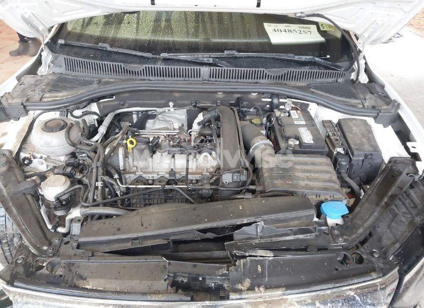 Photo 10 of 2019 Volkswagen Jetta 1.4T R-LINE/1.4T S/1.4T SE (VIN 3VWC57BU7KM099064)