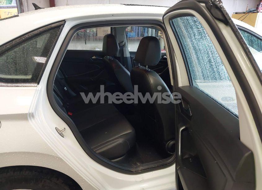 Photo 8 of 2019 Volkswagen Jetta 1.4T R-LINE/1.4T S/1.4T SE (VIN 3VWC57BU7KM099064)