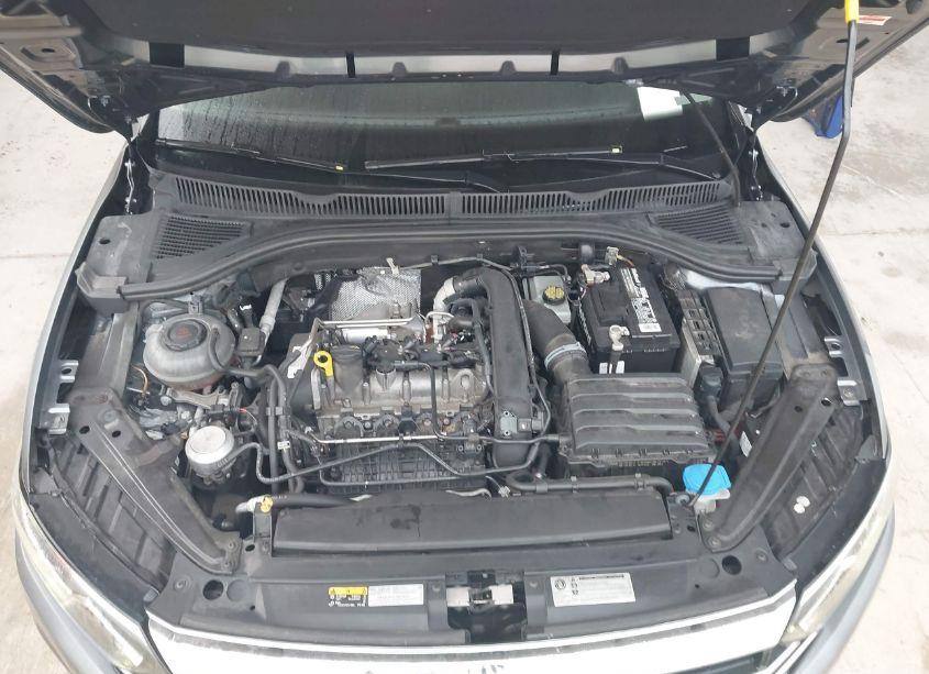 Photo 10 of 2019 Volkswagen Jetta 1.4T R-LINE/1.4T S/1.4T SE (VIN 3VWC57BU7KM123511)