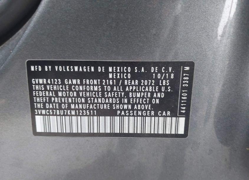 Photo 9 of 2019 Volkswagen Jetta 1.4T R-LINE/1.4T S/1.4T SE (VIN 3VWC57BU7KM123511)