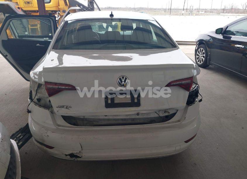 Photo 17 of 2019 Volkswagen Jetta 1.4T R-LINE/1.4T S/1.4T SE (VIN 3VWC57BU7KM143273)