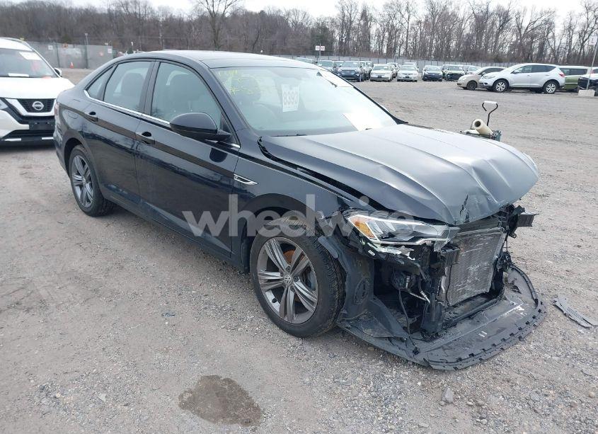 2019 Volkswagen Jetta 1.4T R-LINE/1.4T S/1.4T SE (VIN 3VWC57BU7KM148652) main photo